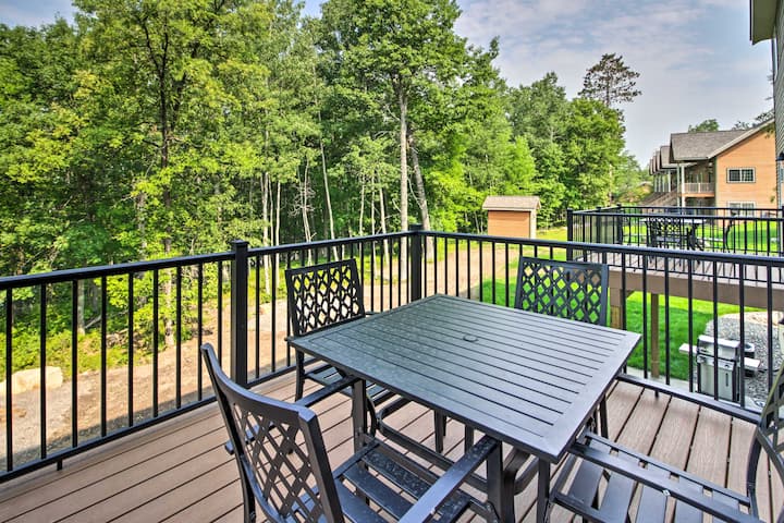 Gull Lake Resort Townhome: Boat Slip & Pool Access