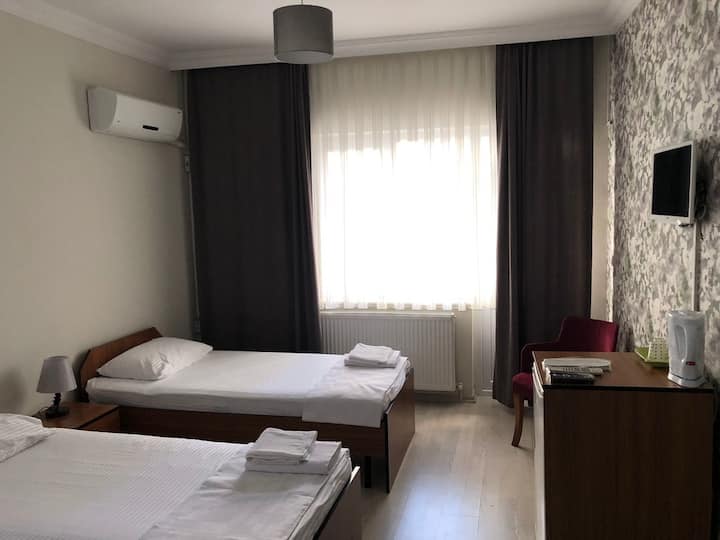 Iki Kisilik Ayri Yatakli Standart Oda - Ozdemir Otel - Balıkesir