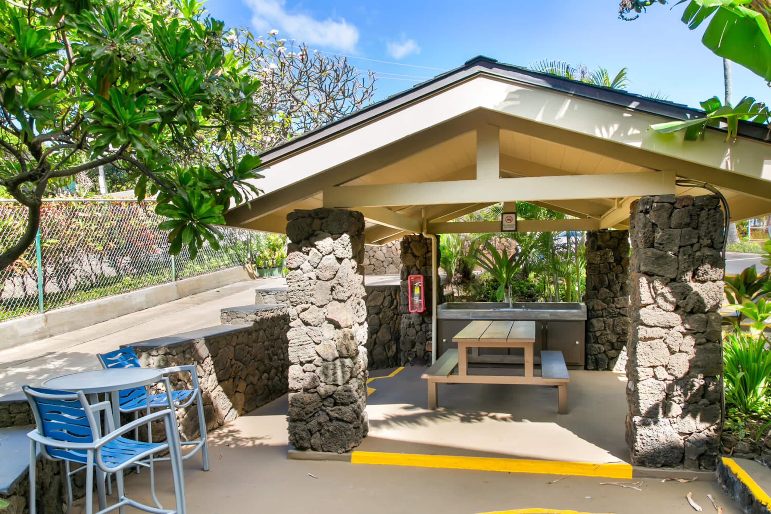 Home in Koloa · ★4.87 · 3 bedrooms · 4 beds · 3.5 private baths - Image 9