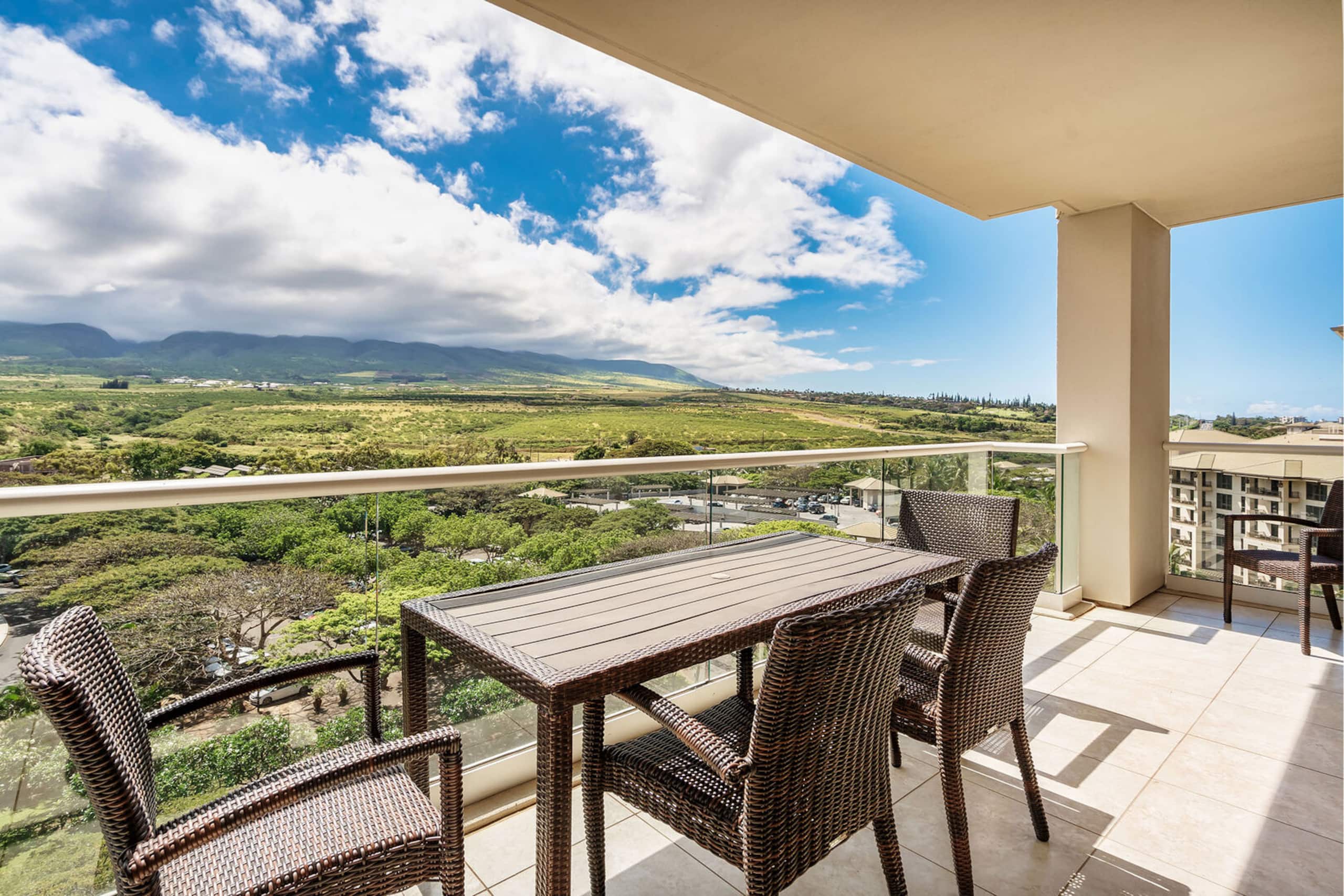 Condo in Lahaina · ★4.82 · 2 bedrooms · 3 beds · 2 baths - Image 6