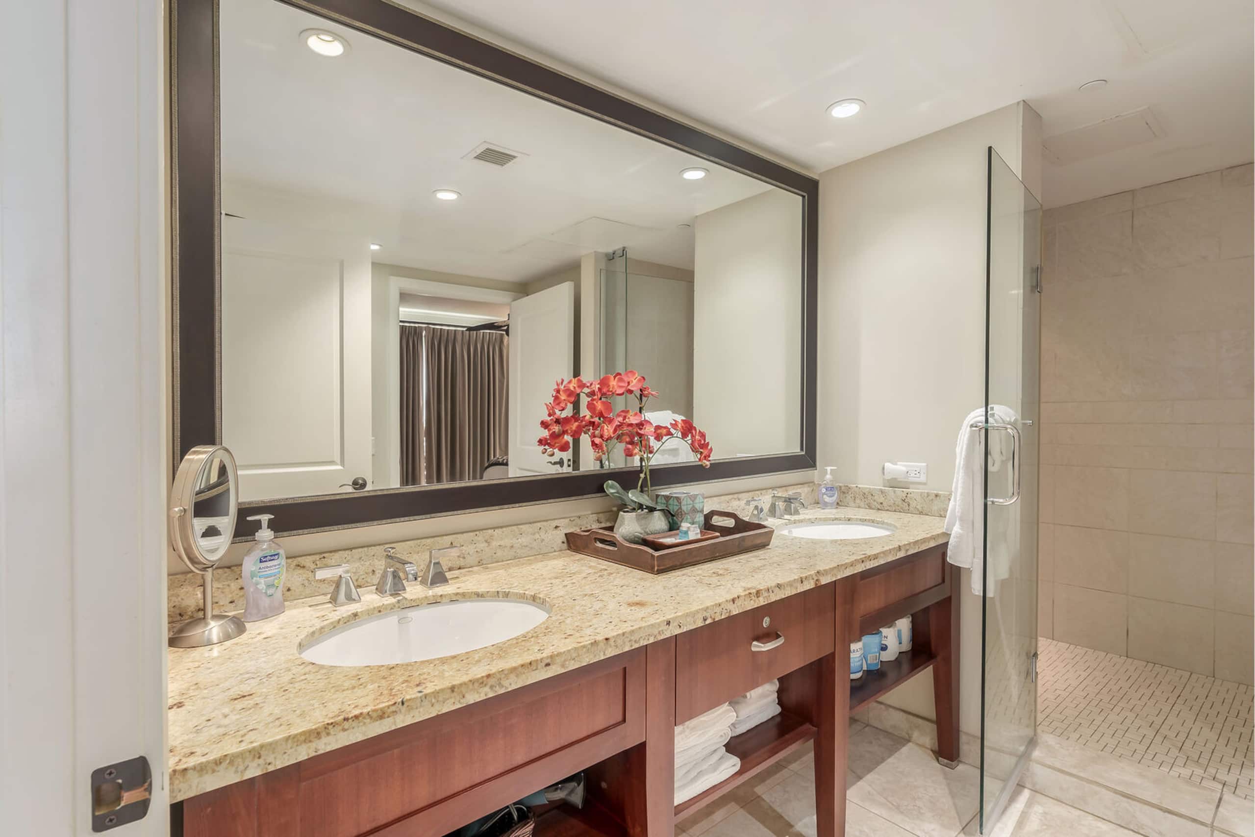 Condo in Lahaina · ★4.82 · 2 bedrooms · 3 beds · 2 baths - Image 31