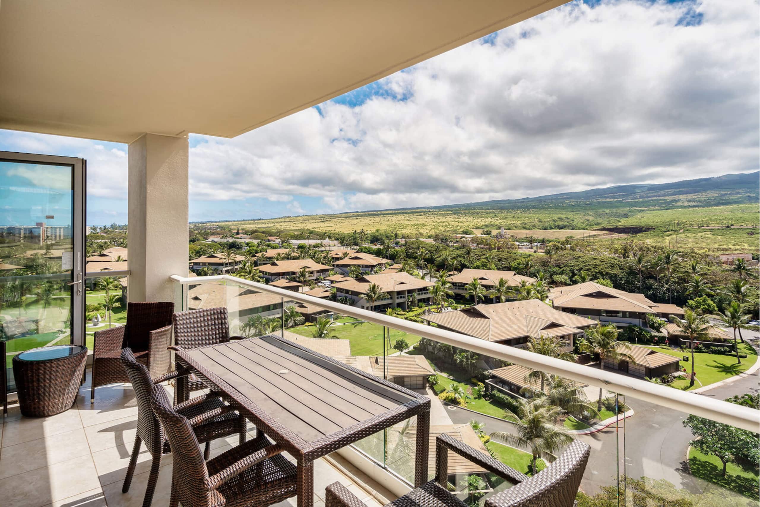 Condo in Lahaina · ★4.82 · 2 bedrooms · 3 beds · 2 baths - Image 7