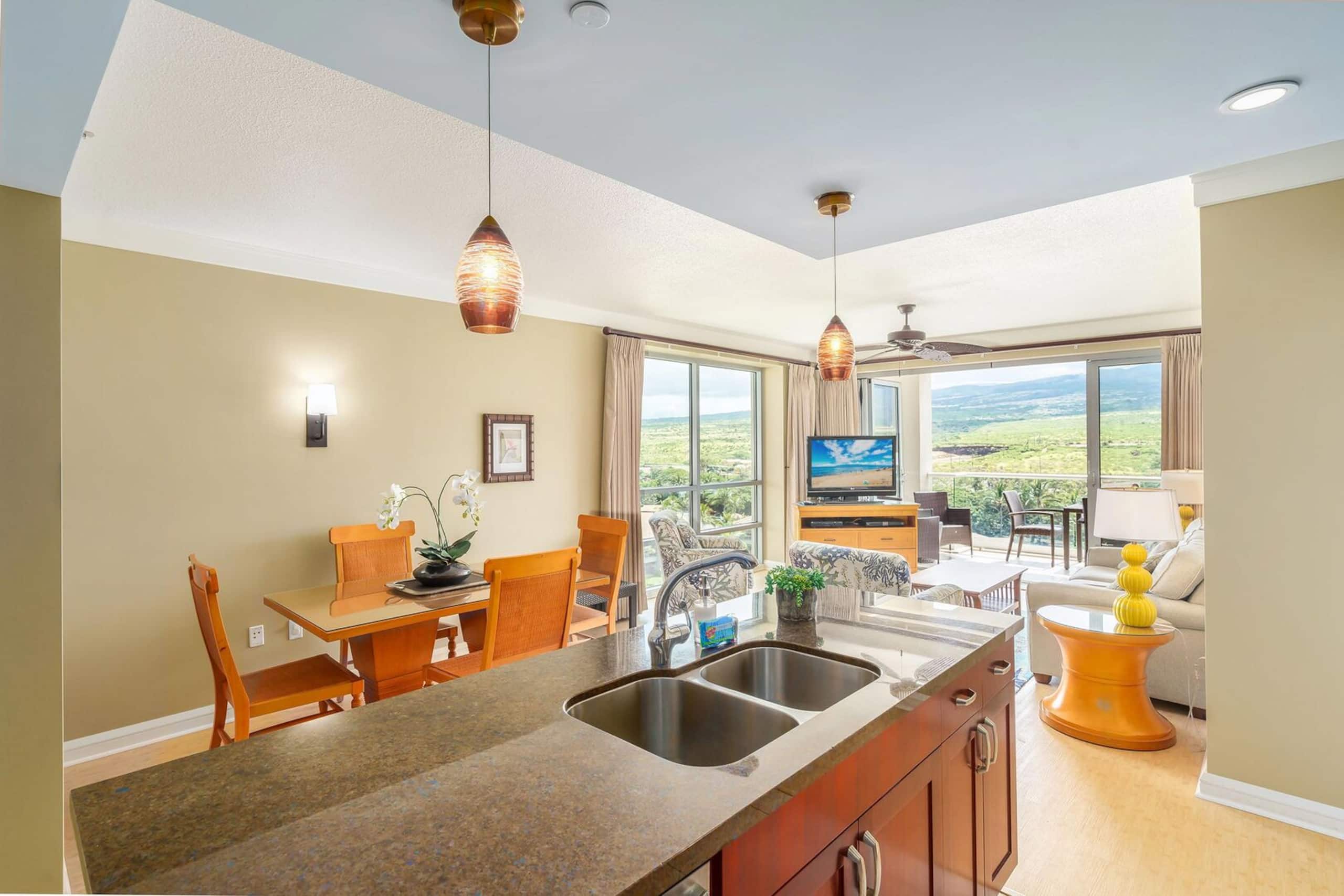 Condo in Lahaina · ★4.82 · 2 bedrooms · 3 beds · 2 baths - Image 16