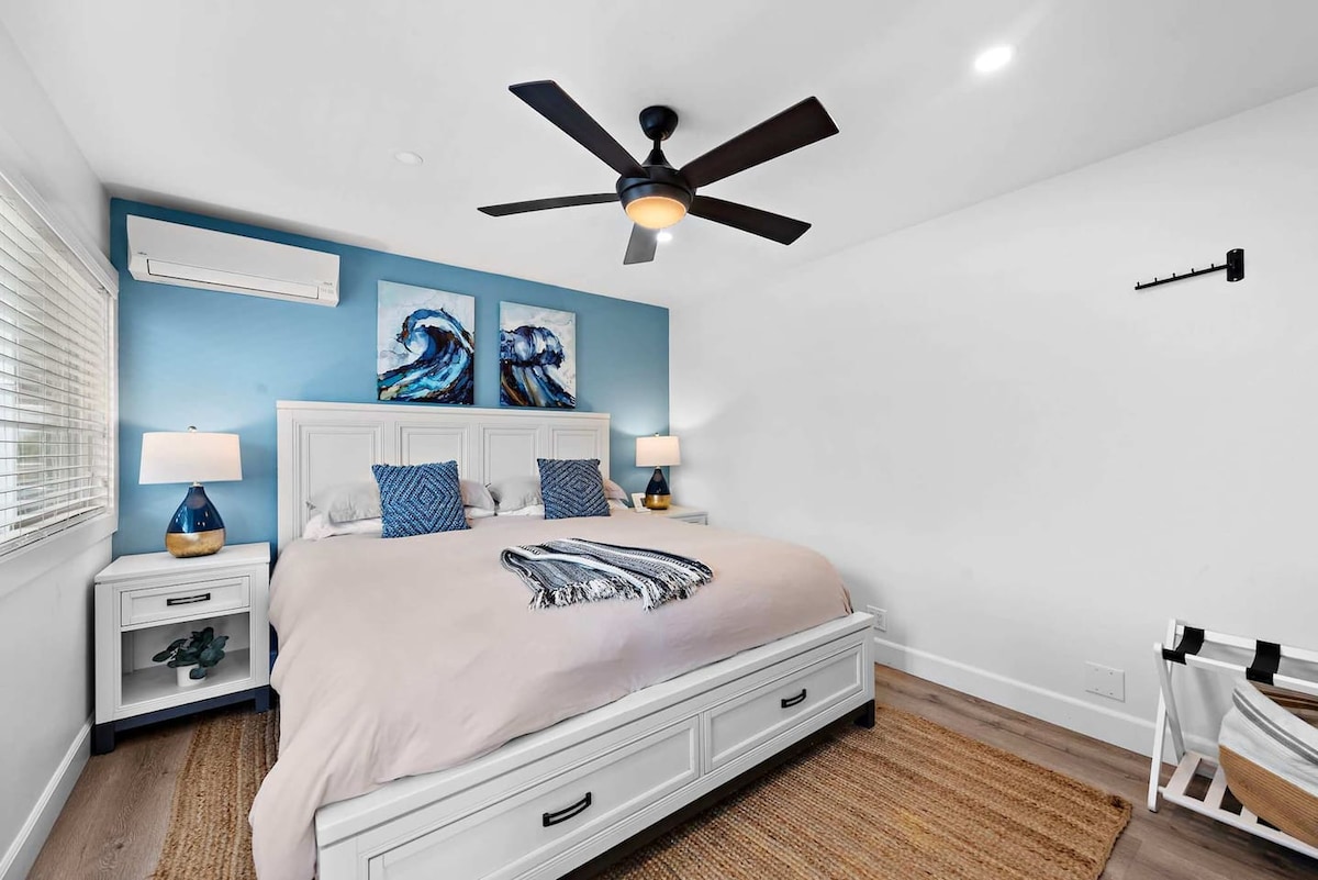 Dormez profondément sur notre nouveau matelas king size Dreamcloud haut de gamme et nos draps fins.