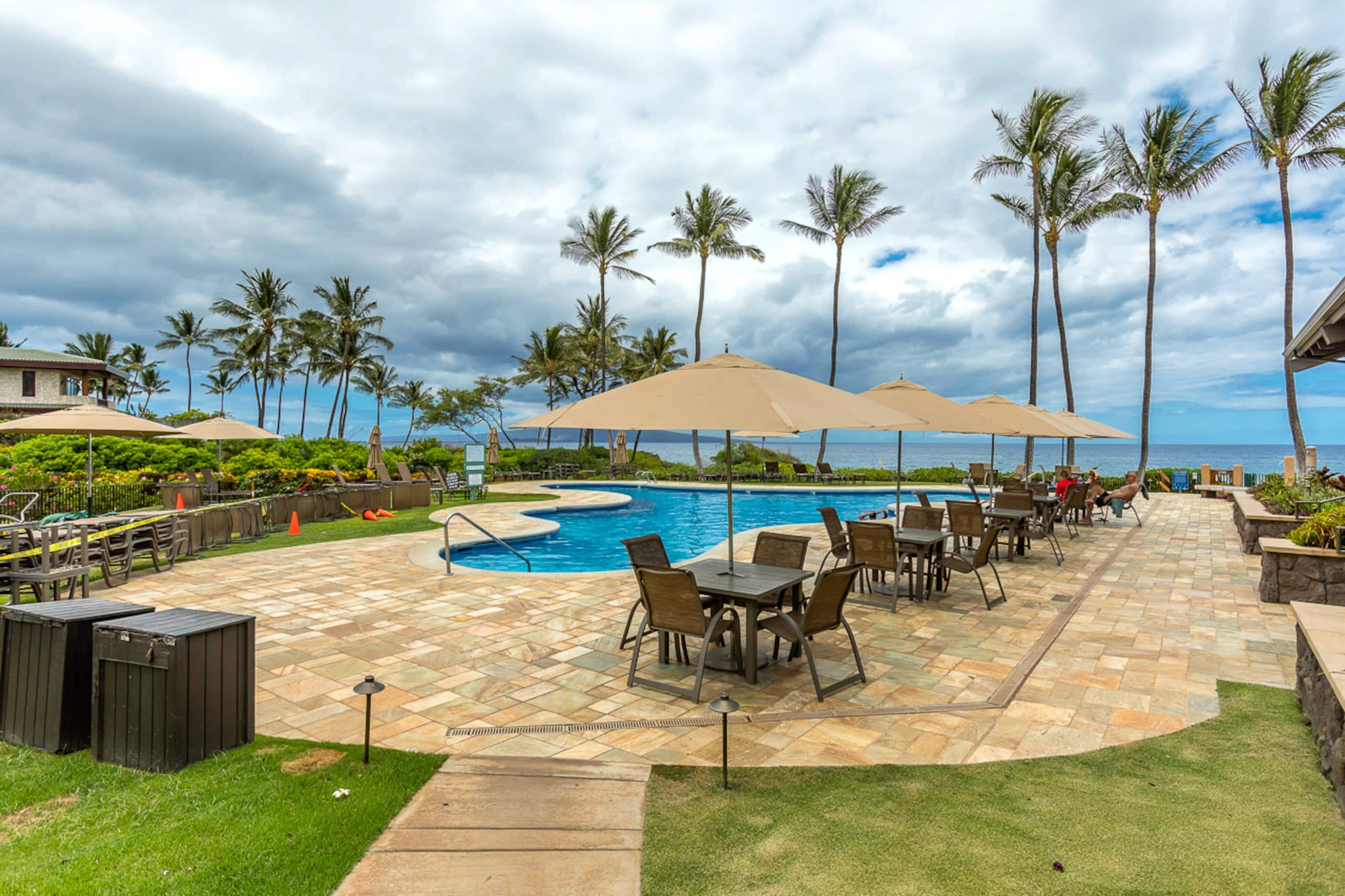 Condo in Kihei · ★4.7 · 2 bedrooms · 4 beds · 2.5 baths - Image 48