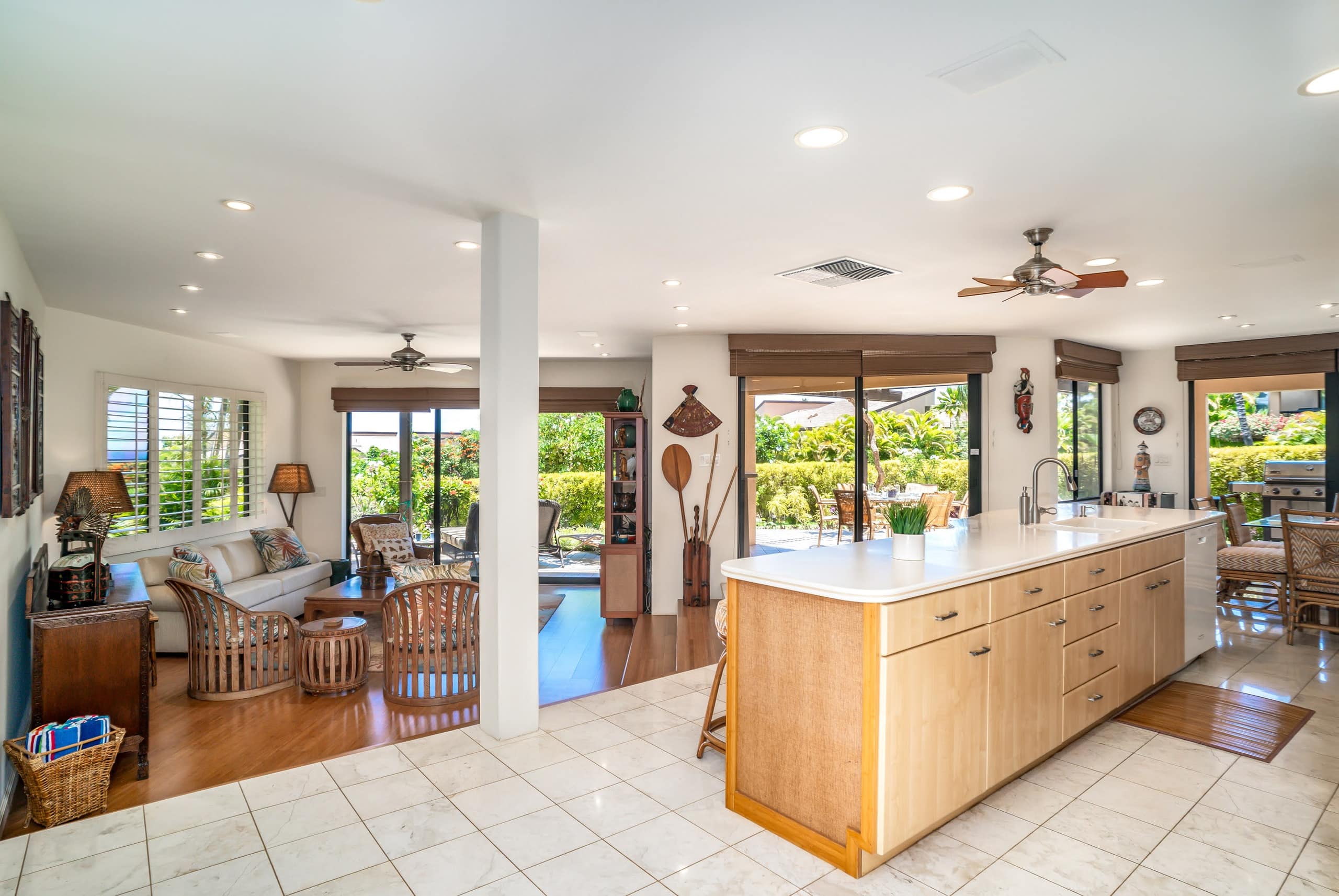 Condo in Kihei · ★4.7 · 2 bedrooms · 4 beds · 2.5 baths - Image 14