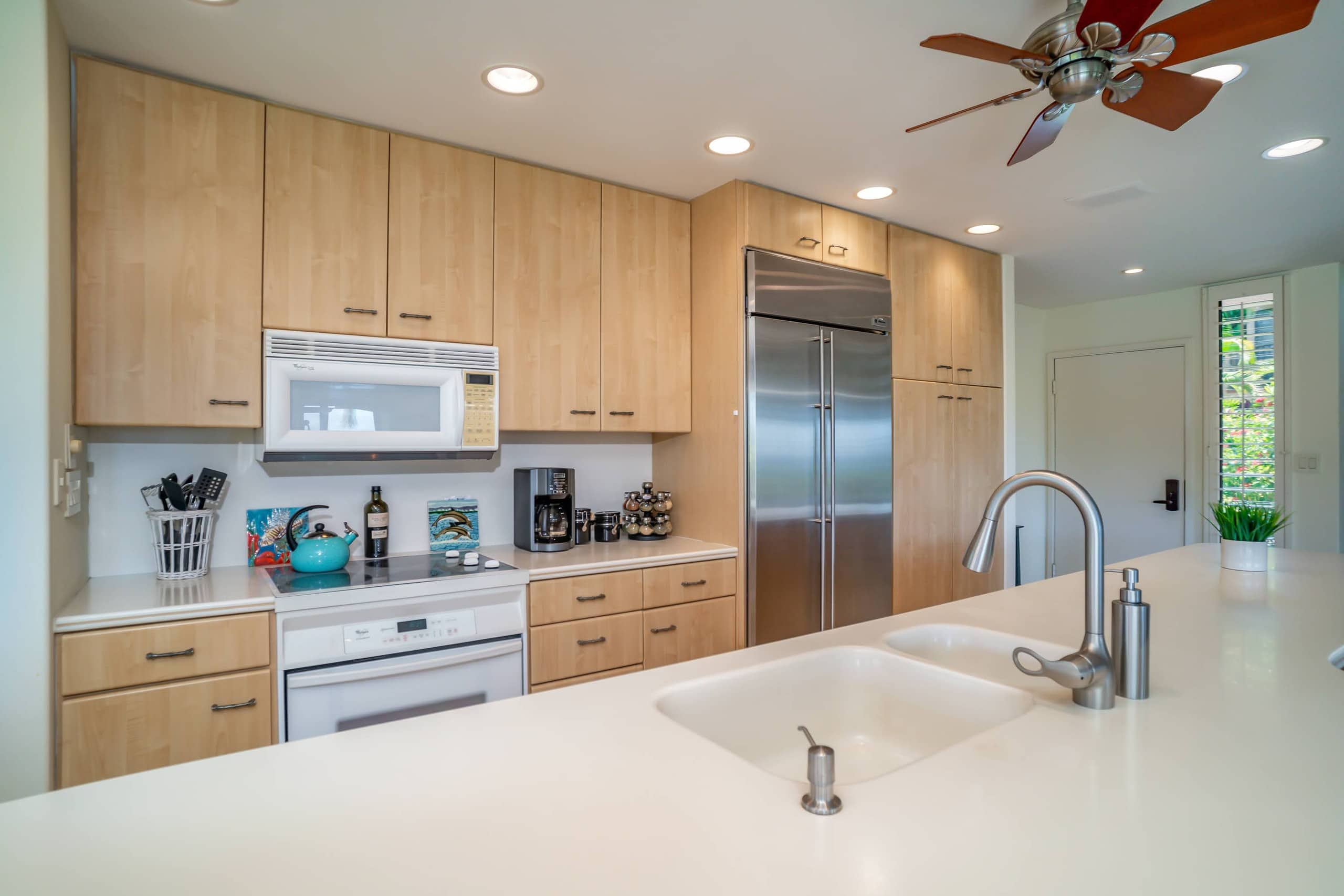 Condo in Kihei · ★4.7 · 2 bedrooms · 4 beds · 2.5 baths - Image 11