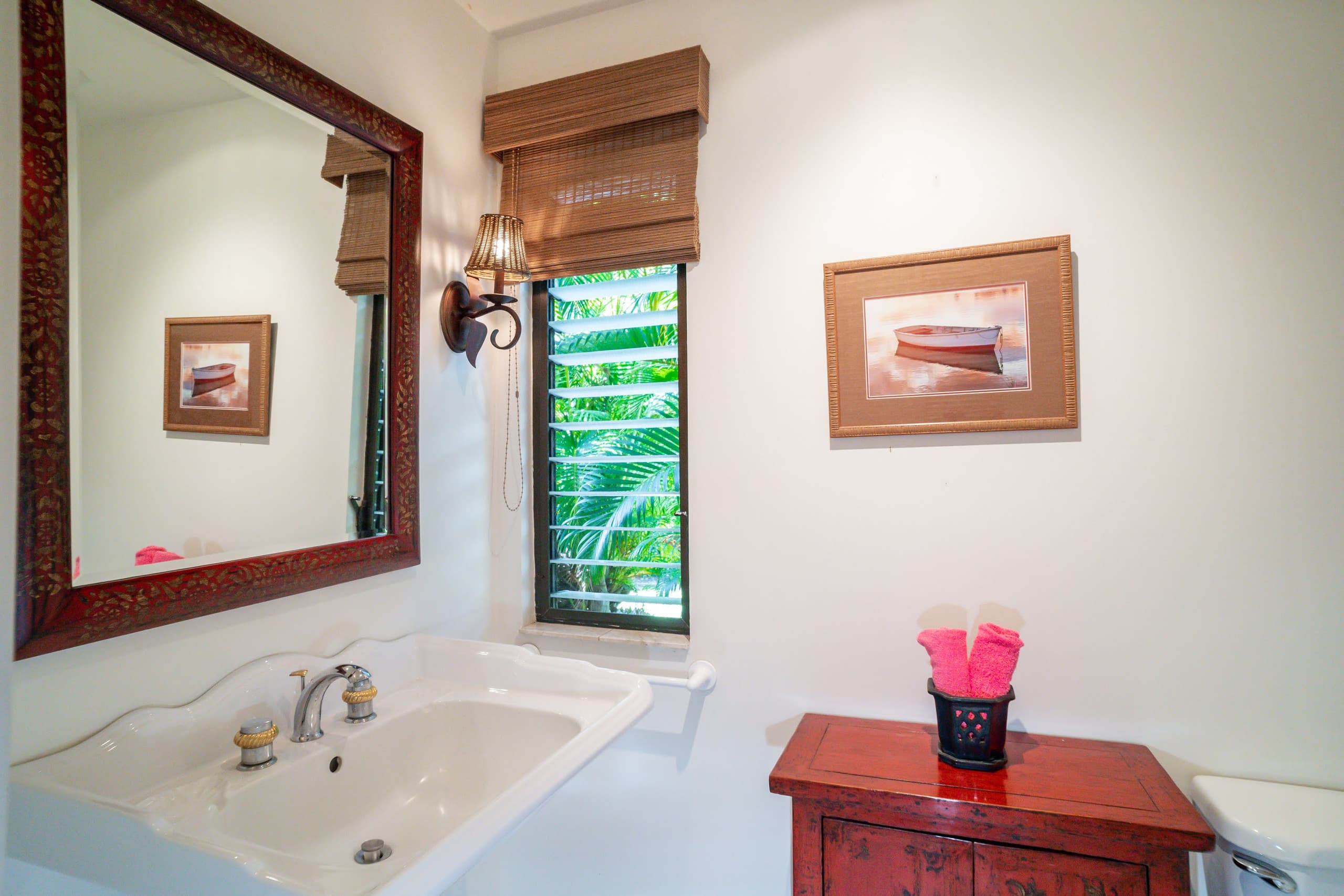 Condo in Kihei · ★4.7 · 2 bedrooms · 4 beds · 2.5 baths - Image 19