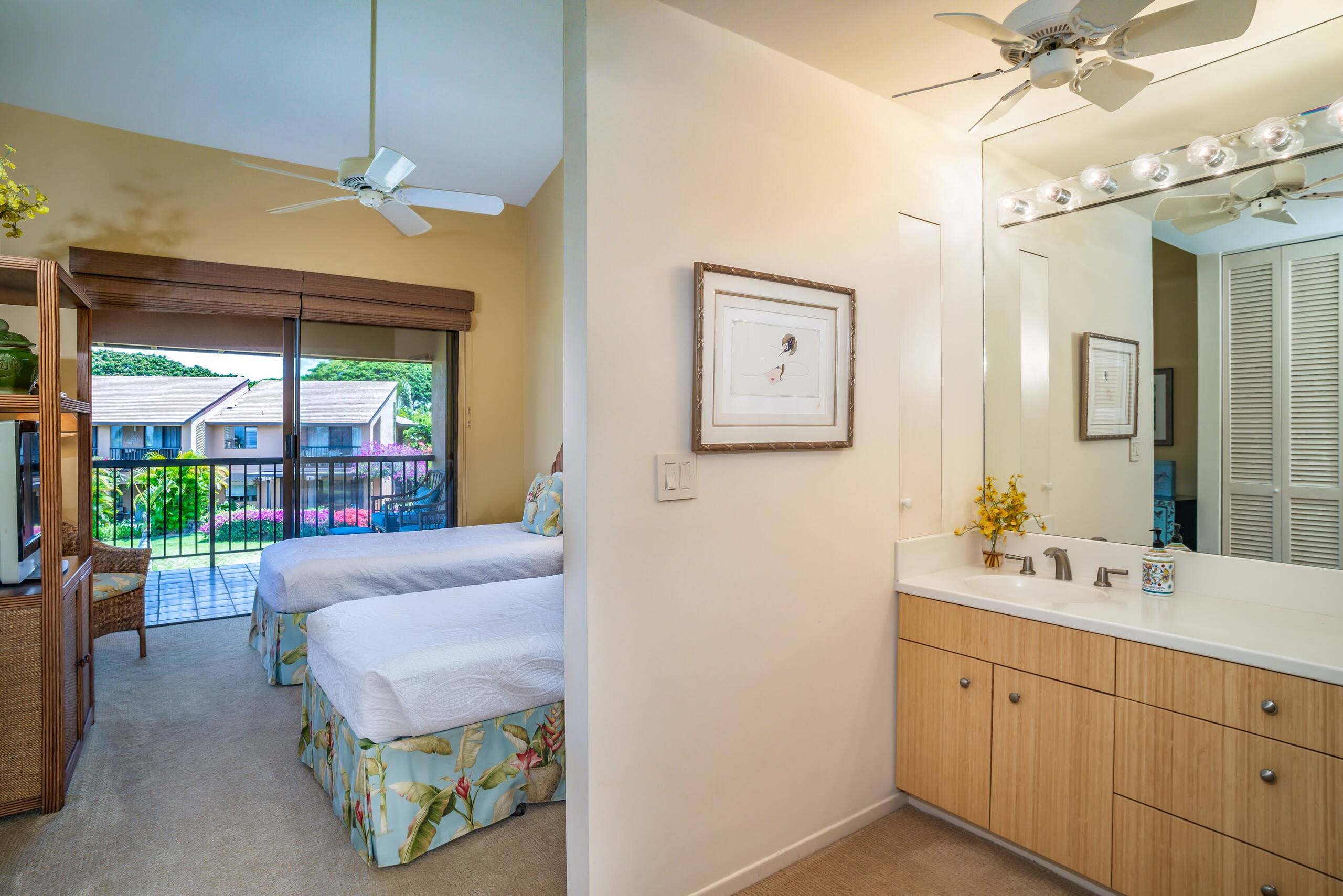 Condo in Kihei · ★4.7 · 2 bedrooms · 4 beds · 2.5 baths - Image 26