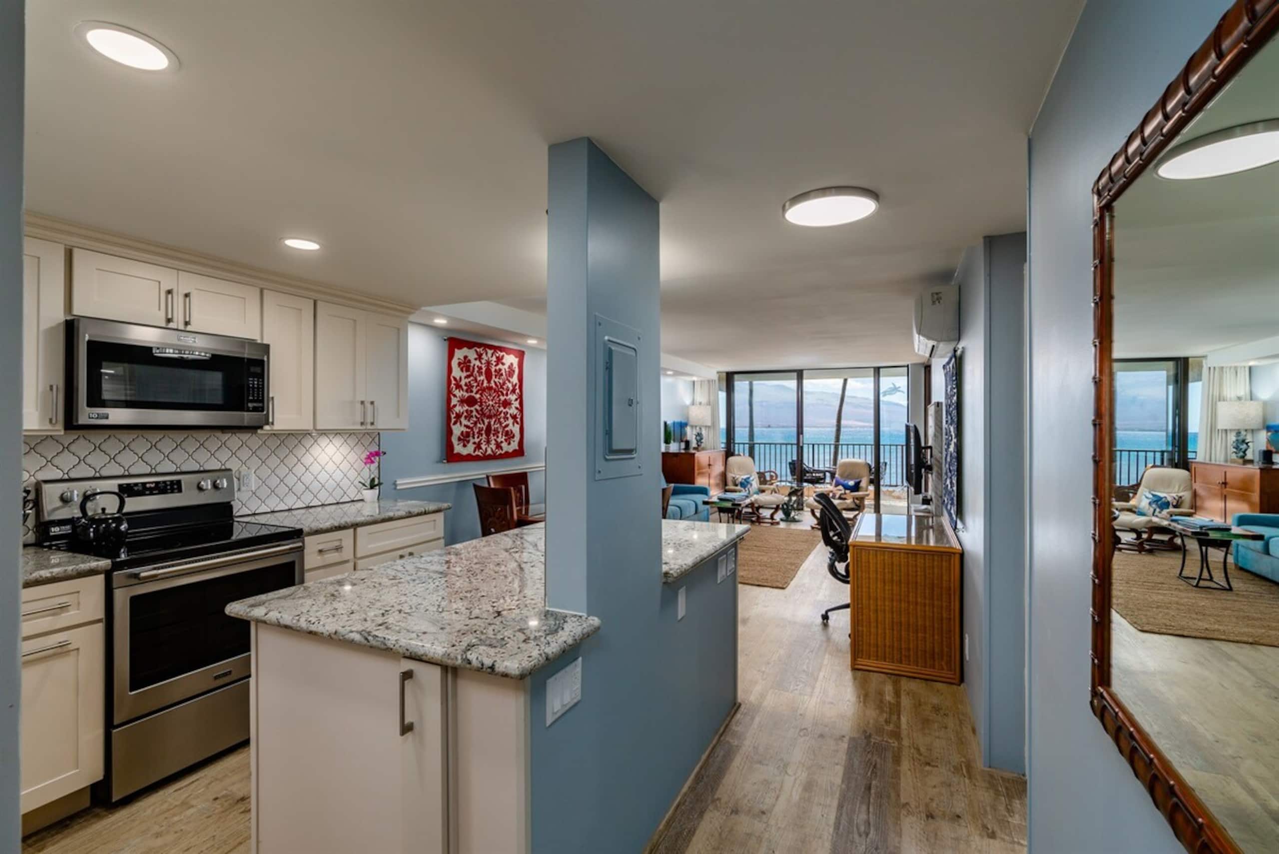Condo in Wailuku · ★4.94 · 2 bedrooms · 4 beds · 2 baths - Image 10
