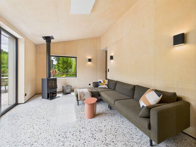 Evaz You managed Airbnb listing 2