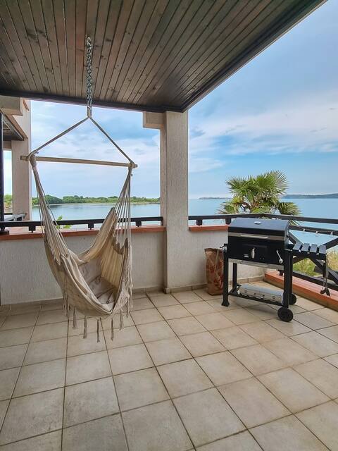☀︎ Spacious 3BD flat with PARKING and SEA VIEW ☀︎