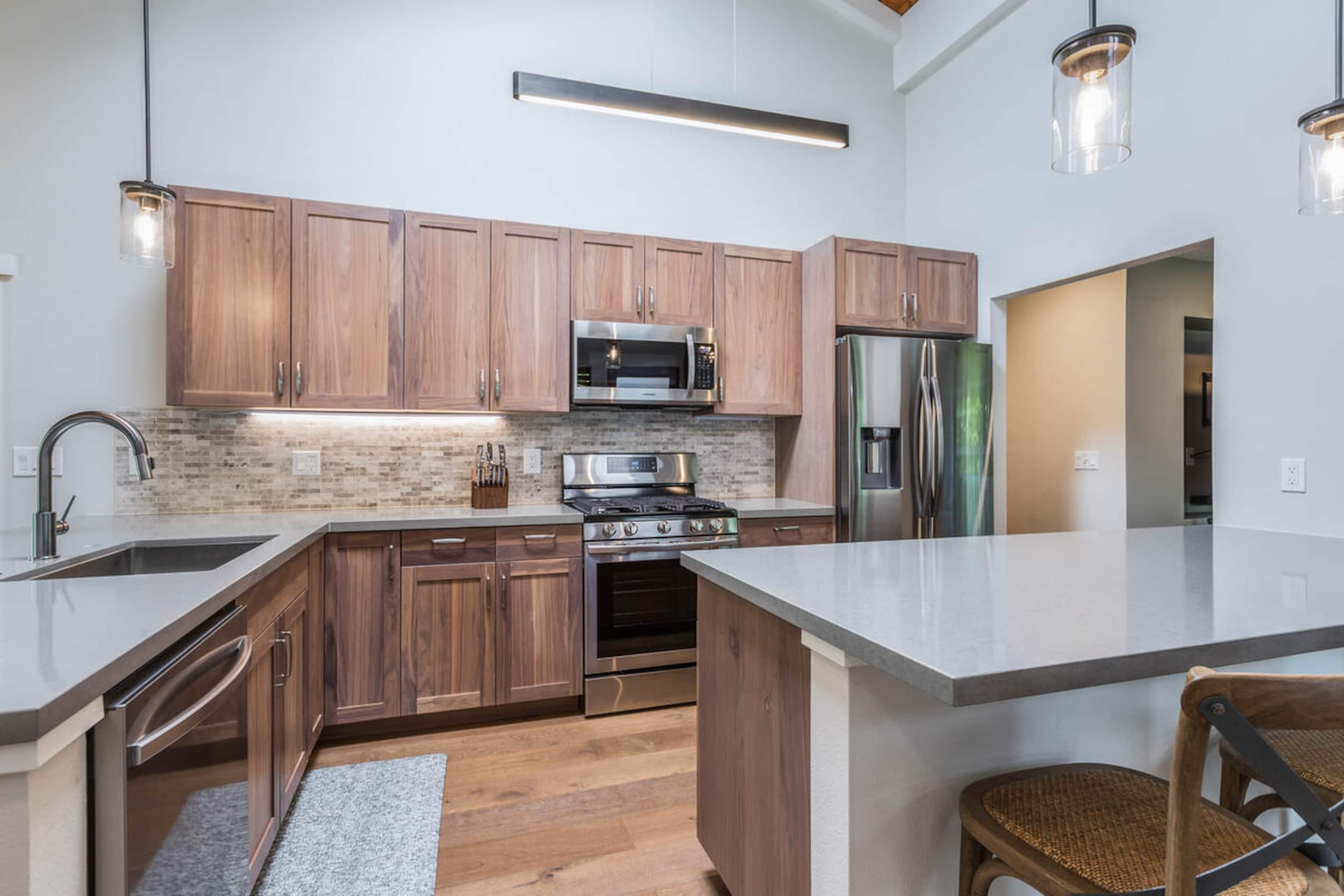 Home in Princeville · ★4.9 · 4 bedrooms · 7 beds · 3 baths - Image 3
