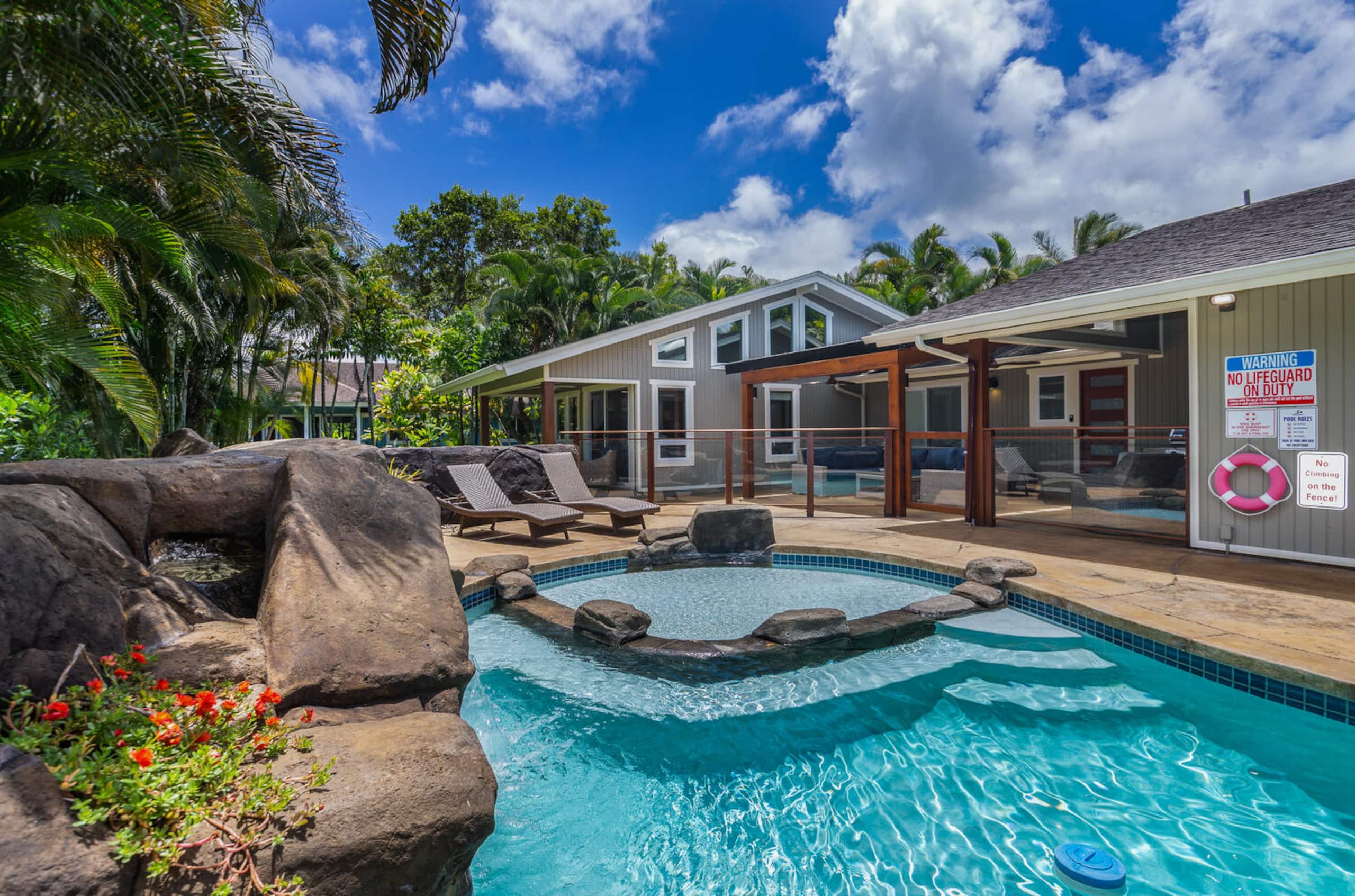 Home in Princeville · ★4.9 · 4 bedrooms · 7 beds · 3 baths - Image 1