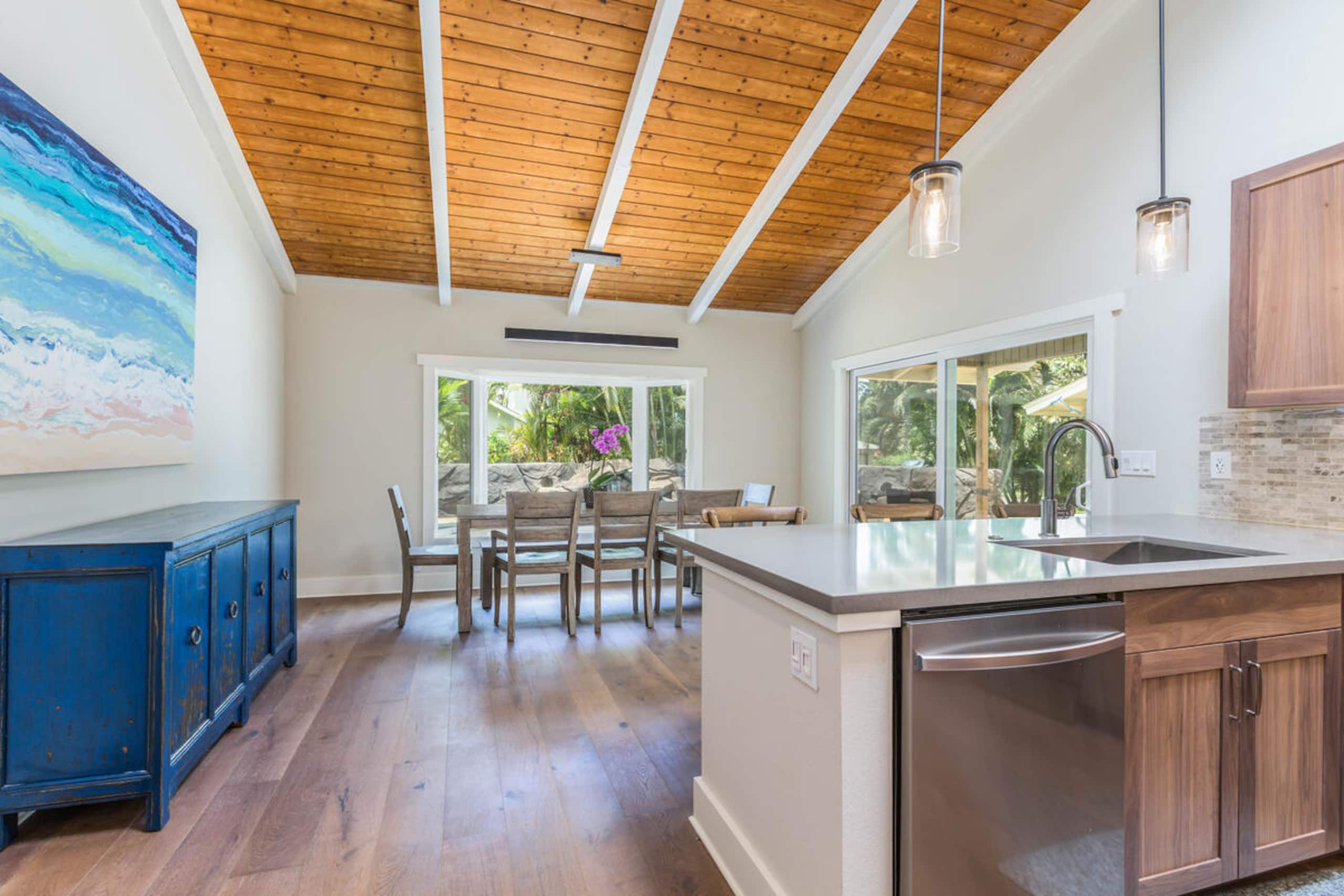Home in Princeville · ★4.9 · 4 bedrooms · 7 beds · 3 baths - Image 8