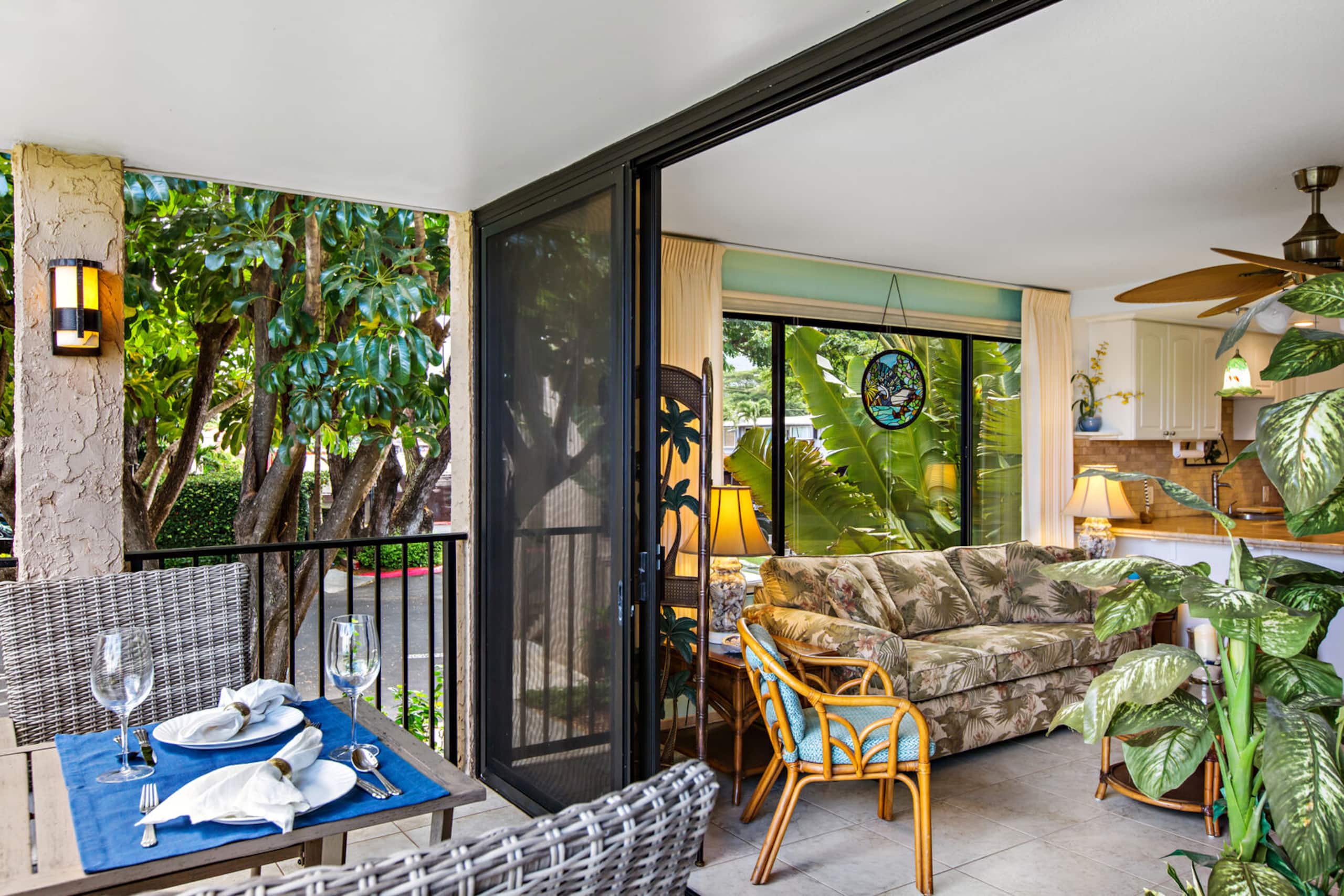 Condo in Lahaina · ★4.8 · 1 bedroom · 2 beds · 1 bath - Image 4