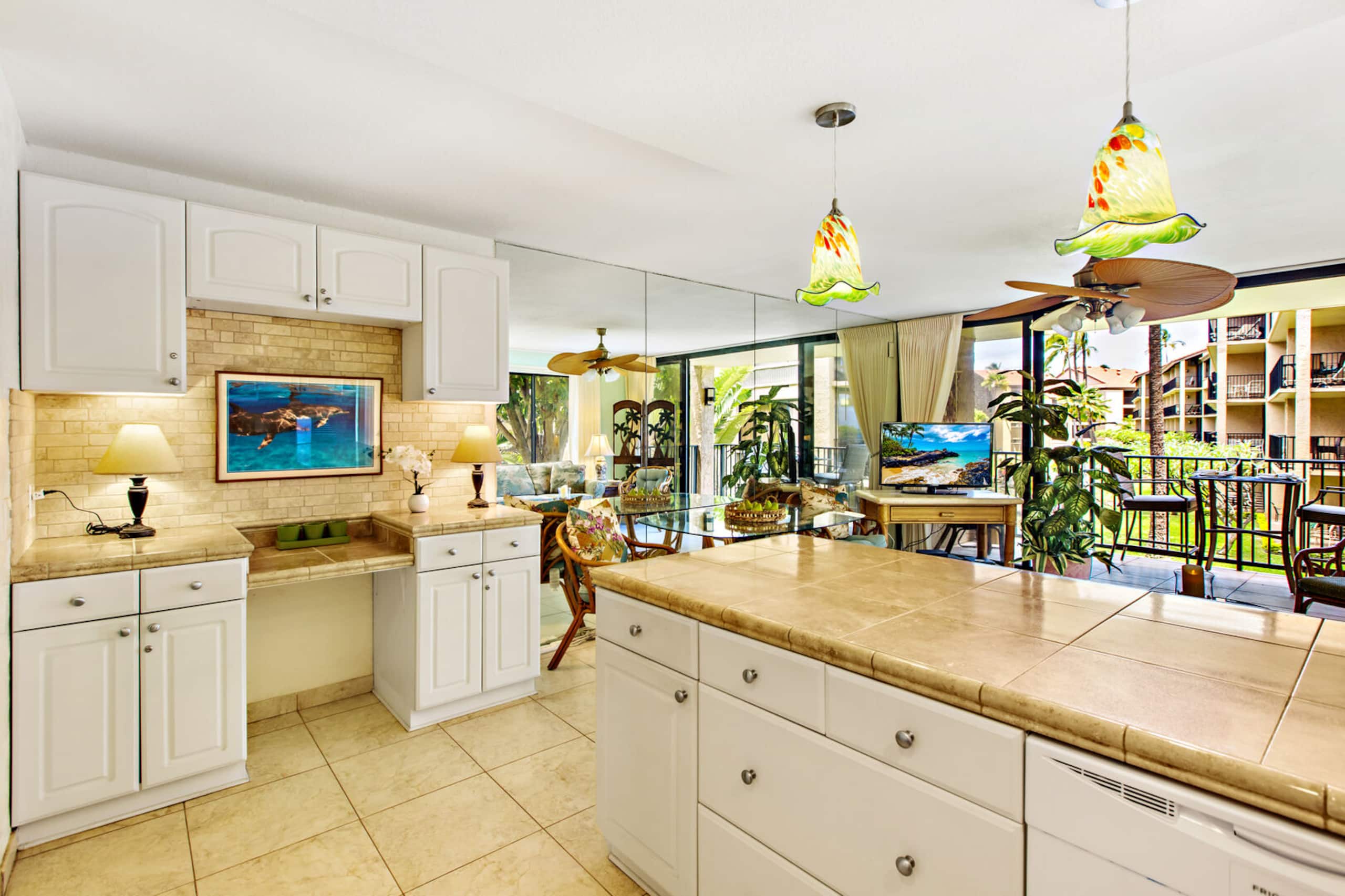 Condo in Lahaina · ★4.8 · 1 bedroom · 2 beds · 1 bath - Image 14