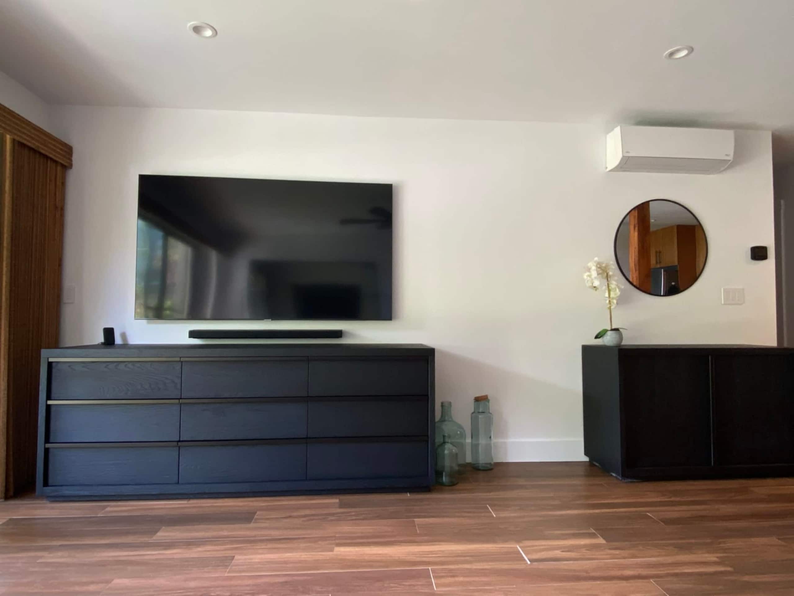 Condo in Wailuku · ★4.96 · 1 bedroom · 2 beds · 1 private bath - Image 4