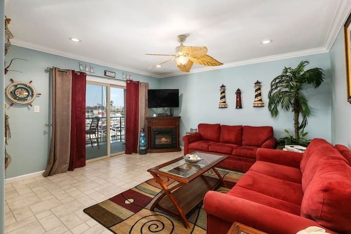 305b - Seaside At The Marina - Oceanside, CA