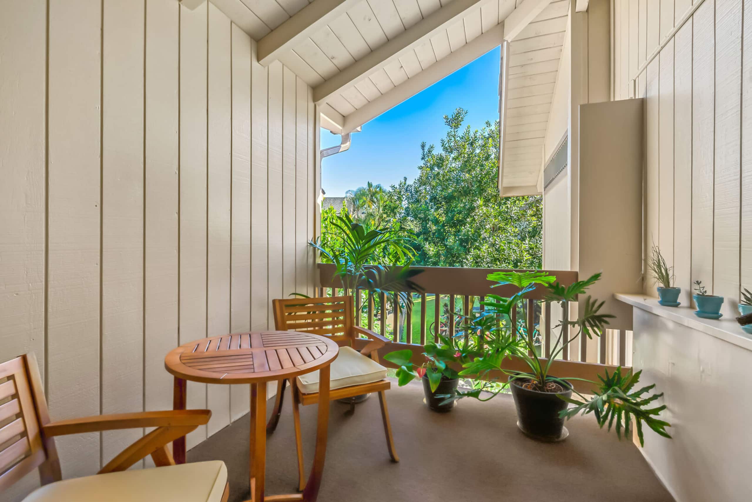 Condo in Princeville · ★4.55 · 2 bedrooms · 3 beds · 2.5 private baths - Image 30