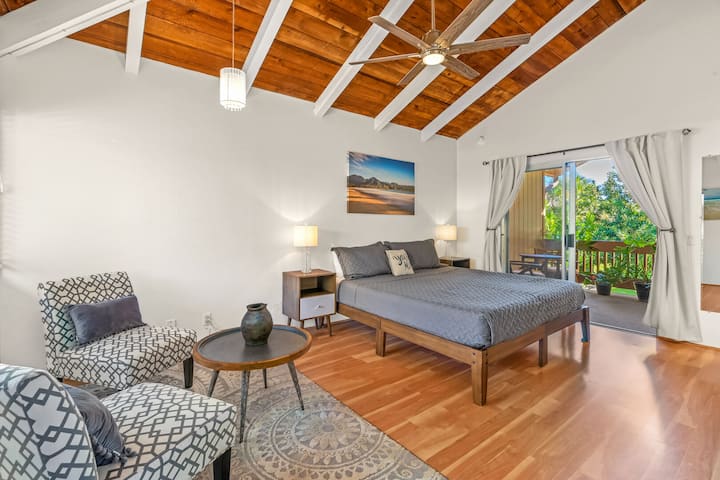 Bright Princeville Studio - Pool #209b - Kauai, HI