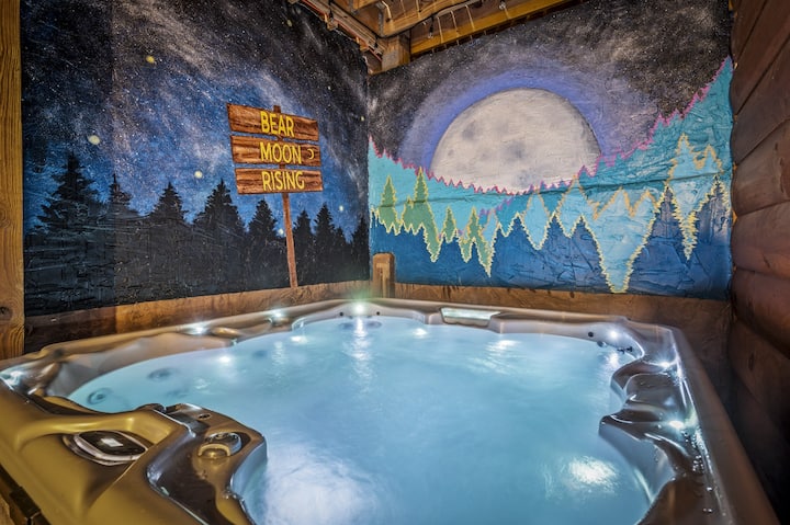 Indoor Pool, Theater Room, 2 Hot Tubs, Game Room - Tennessee