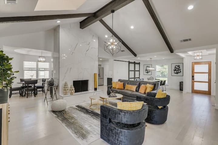 Modern and Spacious Dallas Getaway w/ Private Pool