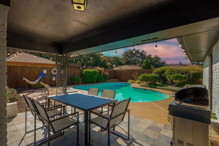 Modern and Spacious Dallas Getaway w/ Private Pool gallery image 2