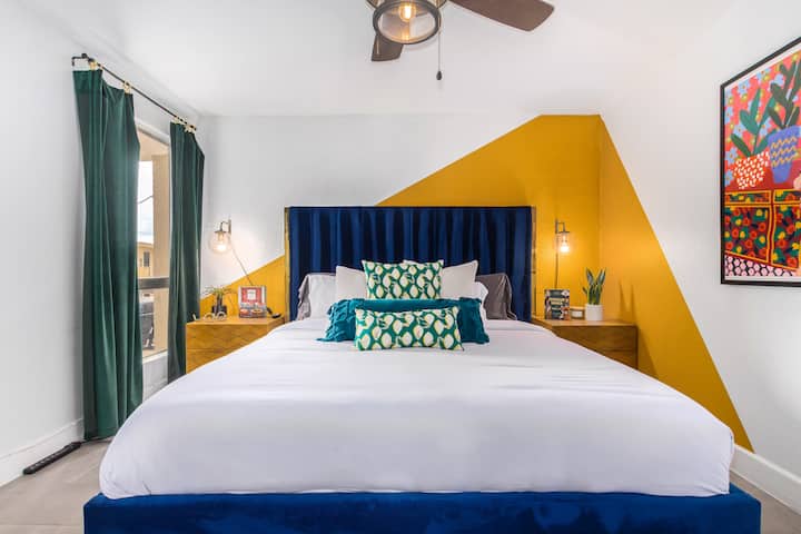 0017 -17 - Camelback