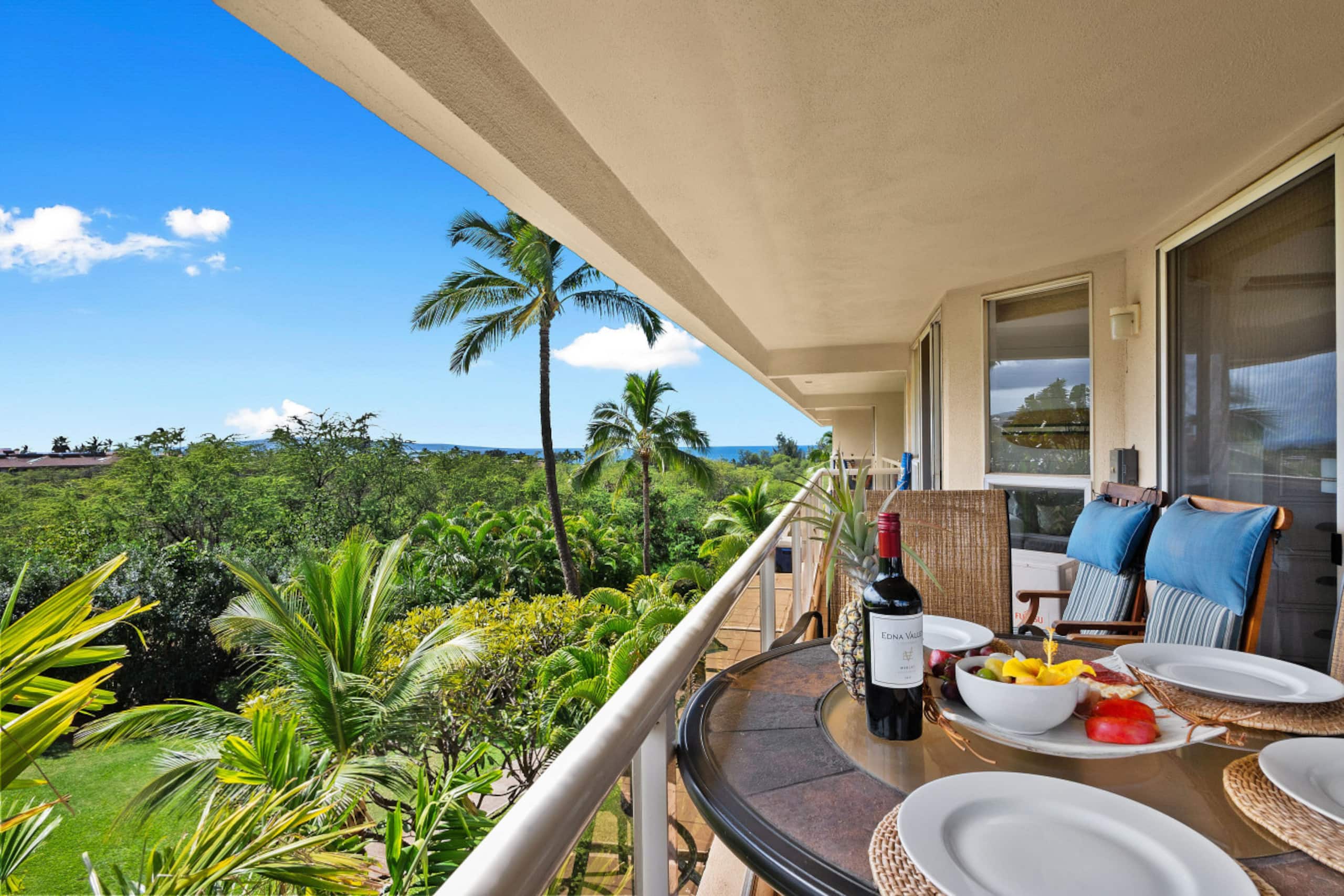 Condo in Kihei · ★4.96 · 1 bedroom · 2 beds · 1 private bath - Image 20
