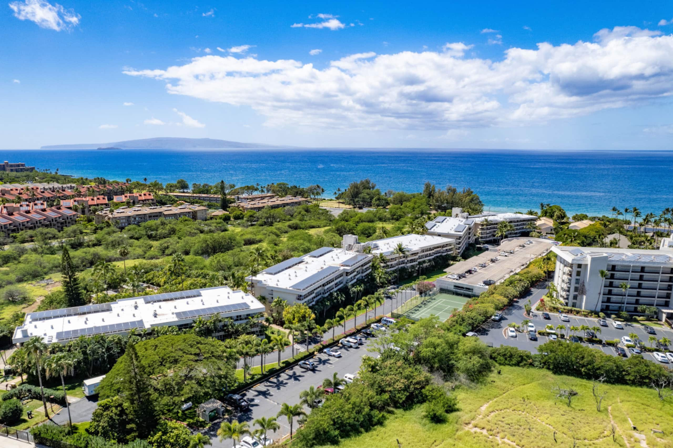 Condo in Kihei · ★4.96 · 1 bedroom · 2 beds · 1 private bath - Image 35