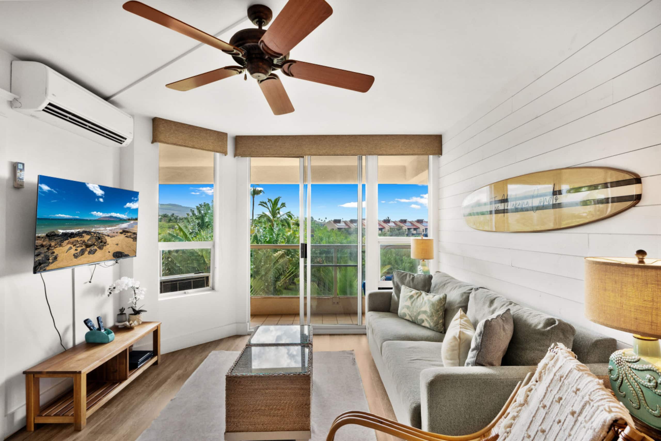Condo in Kihei · ★4.96 · 1 bedroom · 2 beds · 1 private bath - Image 4