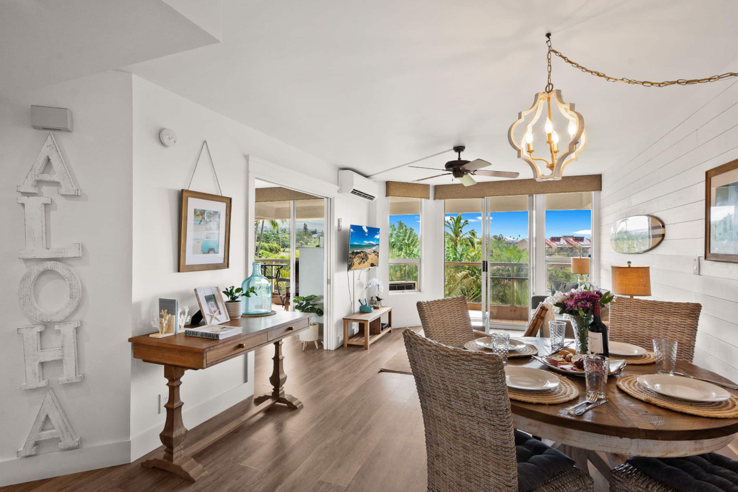 Condo in Kihei · ★4.96 · 1 bedroom · 2 beds · 1 private bath - Image 11