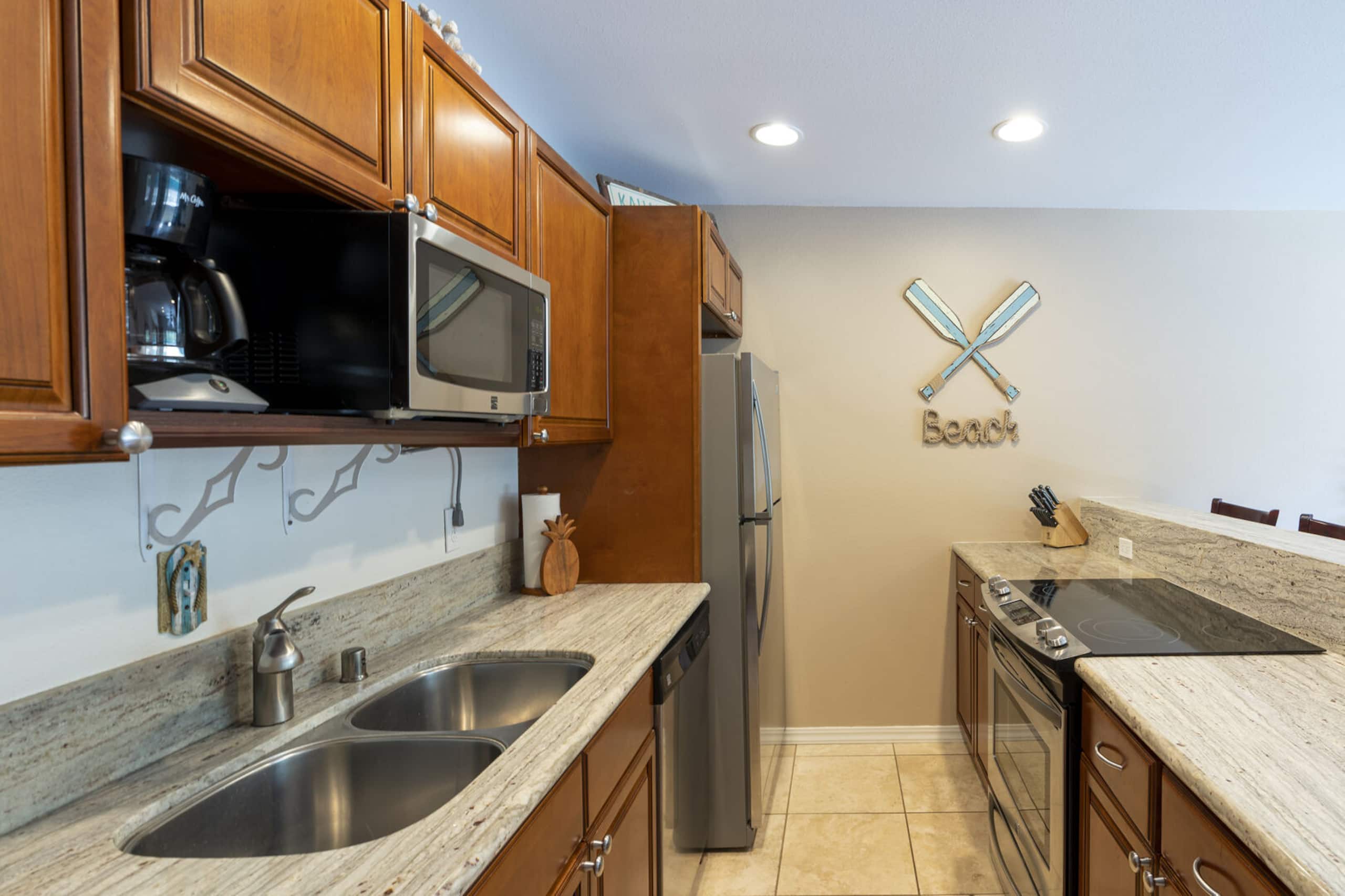 Condo in Kapaa · ★4.9 · 2 bedrooms · 3 beds · 1 private bath - Image 2