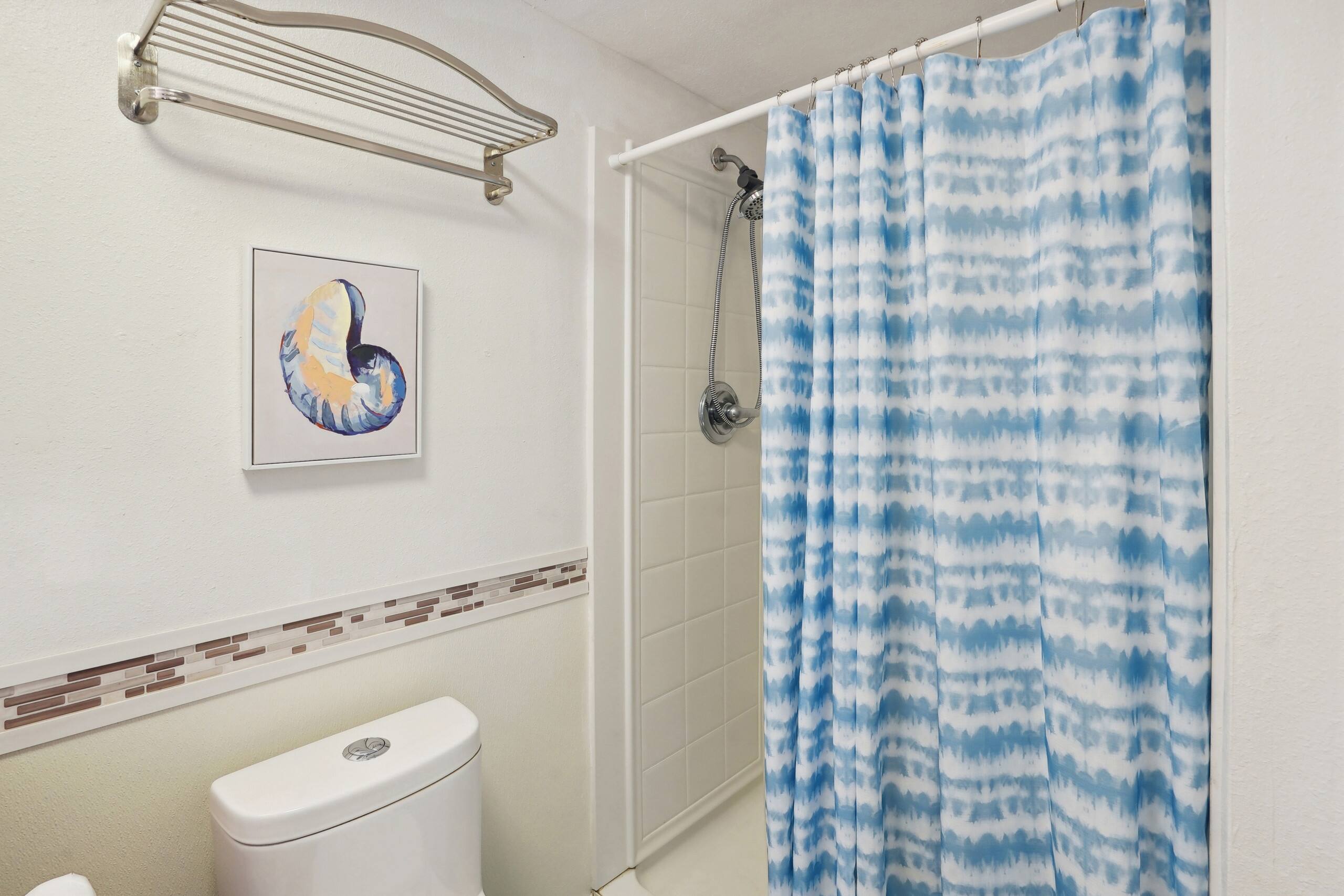 Condo in Kailua-Kona · ★4.68 · 1 bedroom · 2 beds · 1 shared bath - Image 22
