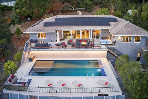 Superb View Wine Country Oasis: Pool-Hottub-Sauna