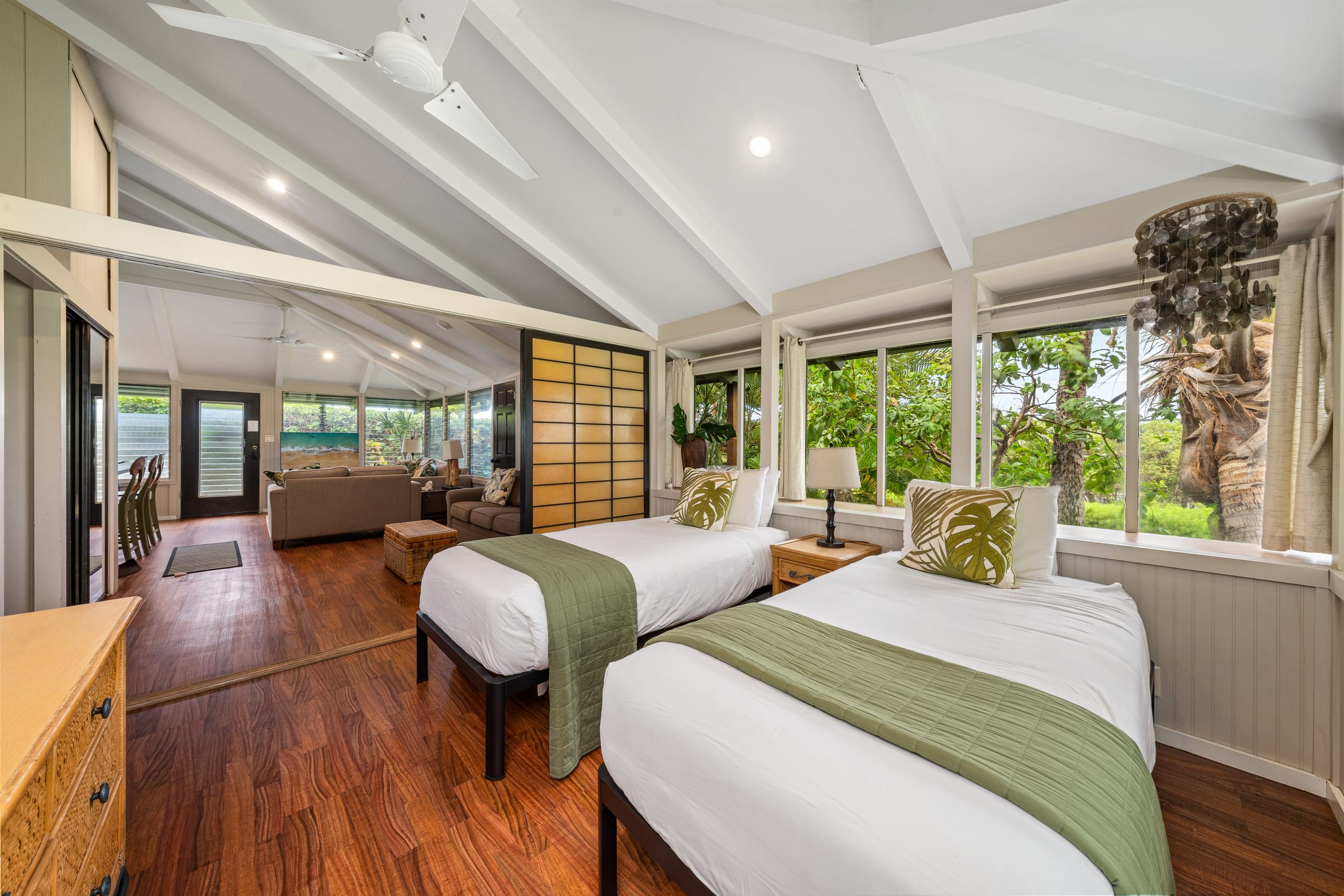Home in Lahaina · ★4.71 · 2 bedrooms · 4 beds · 2 baths - Image 19