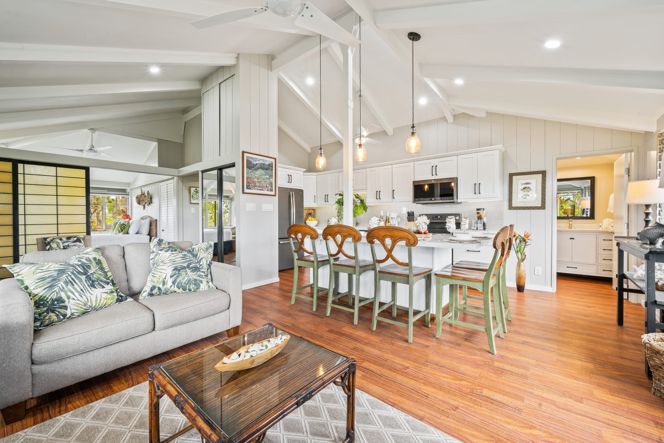 Home in Lahaina · ★4.71 · 2 bedrooms · 4 beds · 2 baths - Image 12