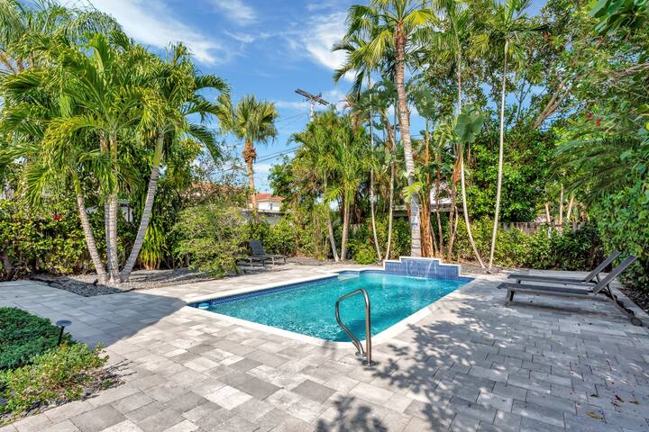 Daddy house-Victoria park with pool gallery image 2