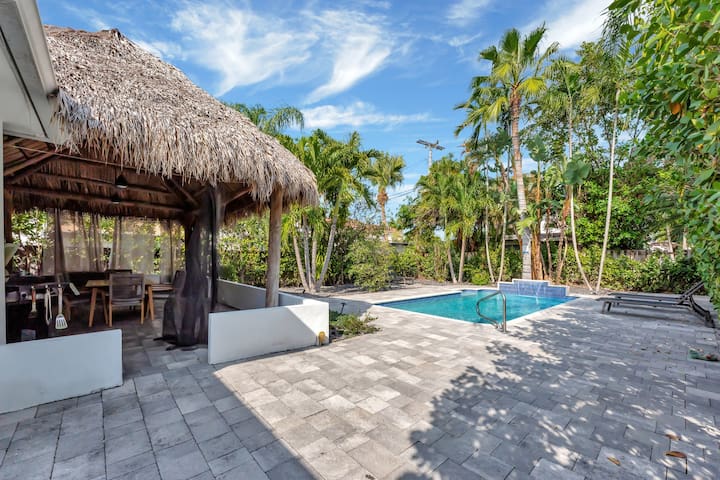 Daddy house-Victoria park with pool gallery image 4