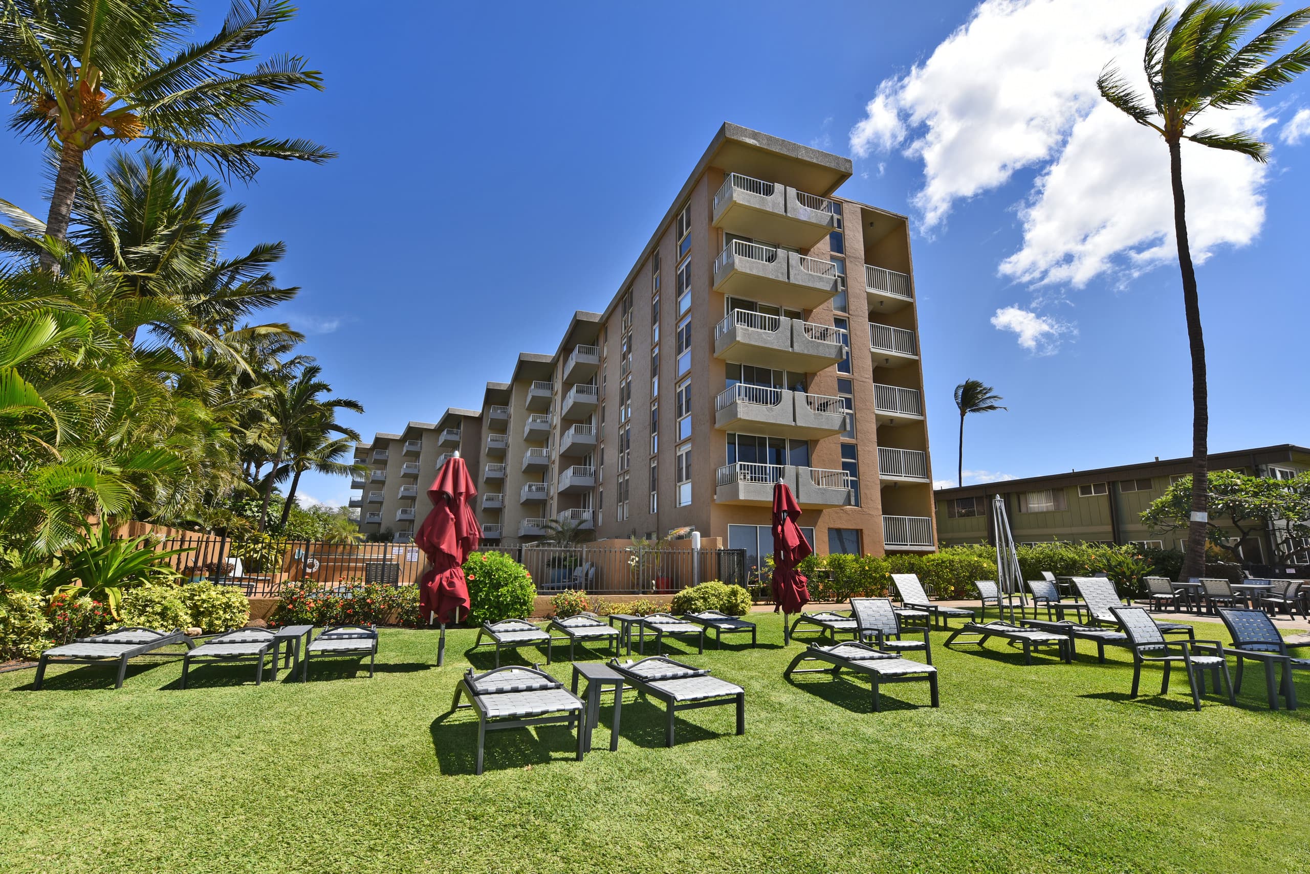 Condo in Kihei · ★4.76 · 1 bedroom · 2 beds · 2 baths - Image 35