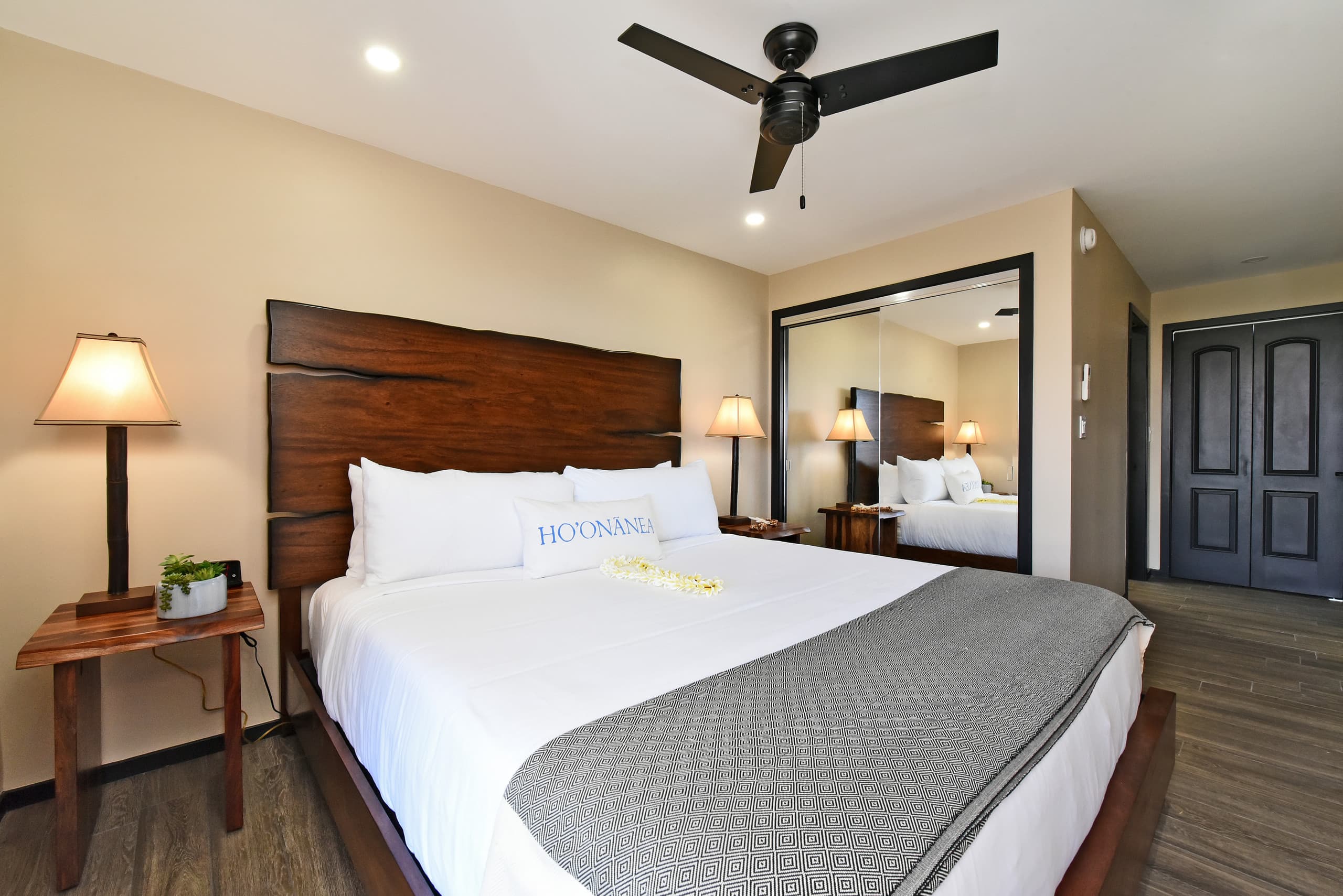 Condo in Kihei · ★4.76 · 1 bedroom · 2 beds · 2 baths - Image 3