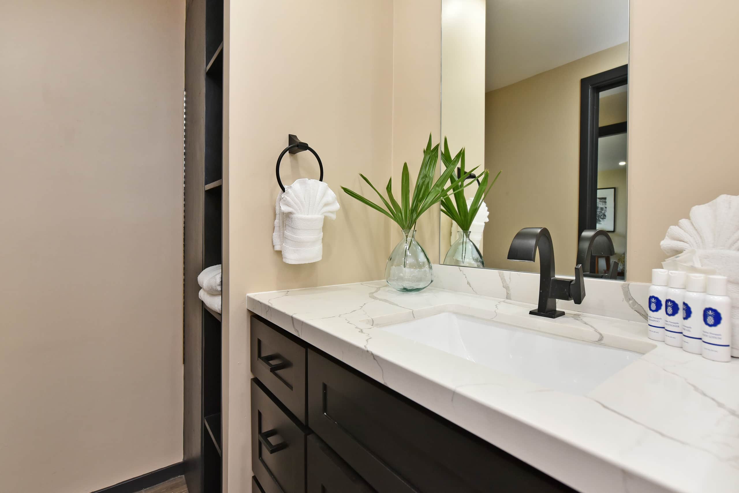 Condo in Kihei · ★4.76 · 1 bedroom · 2 beds · 2 baths - Image 28
