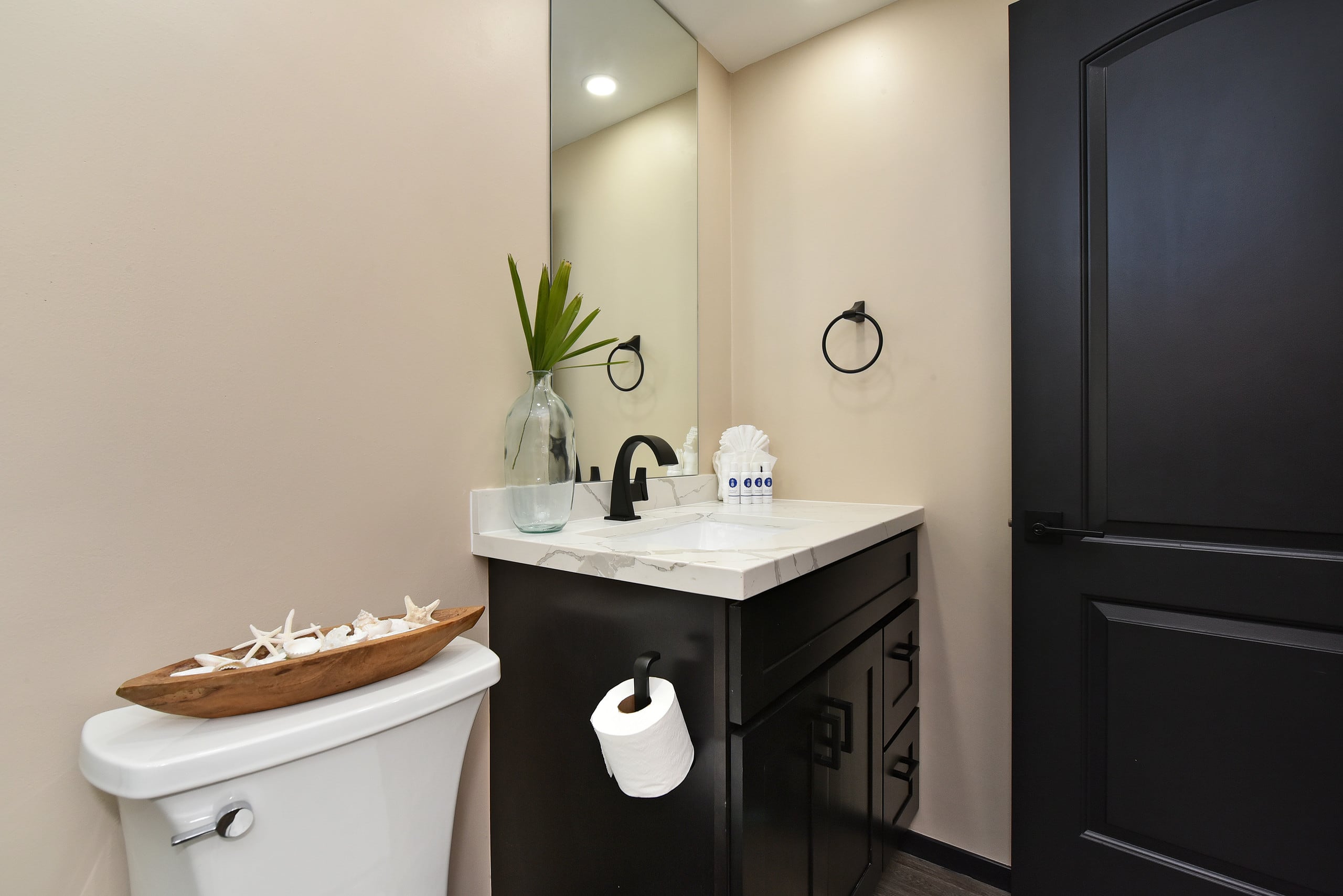 Condo in Kihei · ★4.76 · 1 bedroom · 2 beds · 2 baths - Image 21