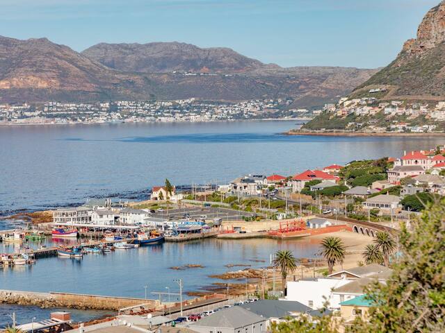 2 Bed Pelican penthouse gallery image 2