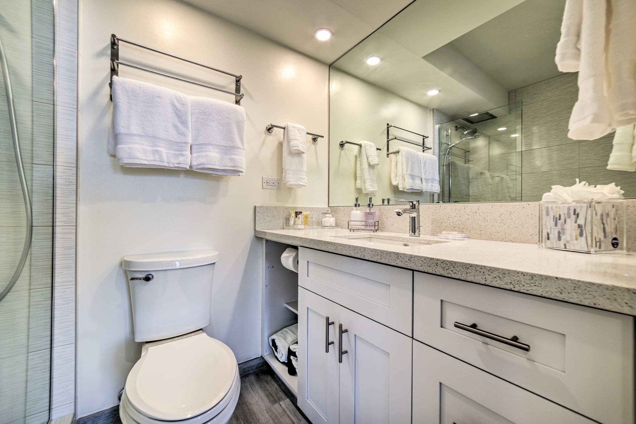 Condo in Kihei · ★4.87 · 2 bedrooms · 3 beds · 2 baths - Image 18