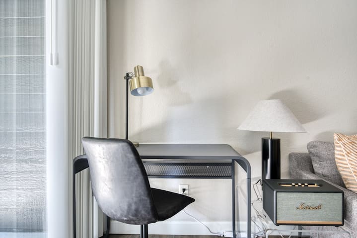 Blueground | Sunnyvale, gym, pool, nr freeways gallery image 4