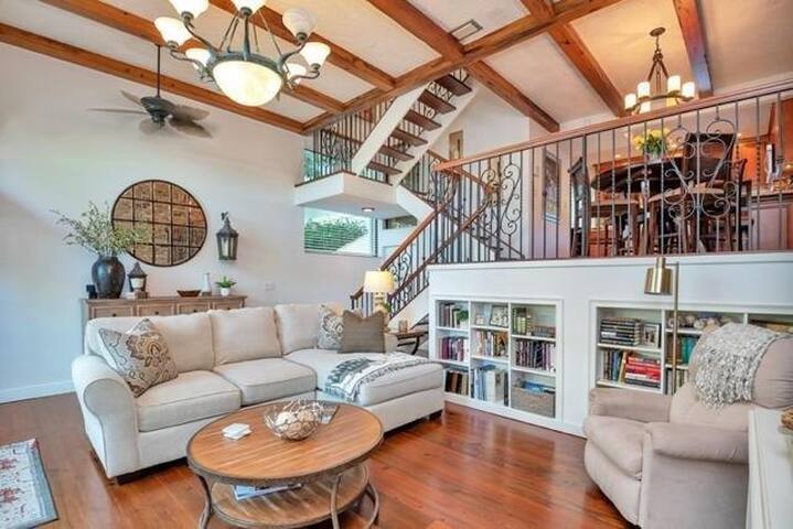 By The Sea Vacation Villas 2 bed 2 blocks to beach gallery image 2