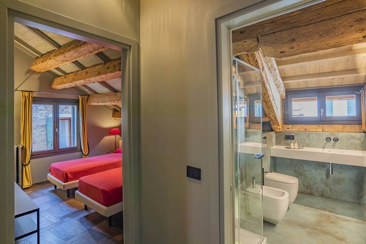 Corte Rubbi 10 Luxury Three-bedroom apartment gallery image 5