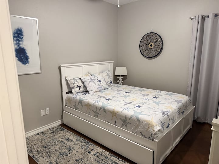 Queen bed